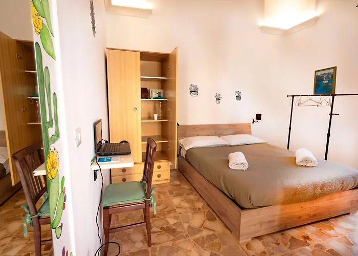 A7passi Gran Stella Leccese  Stanza Ingresso Indipendente *